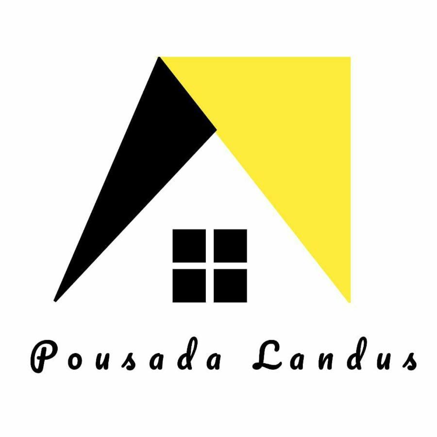 Landus Albergue *